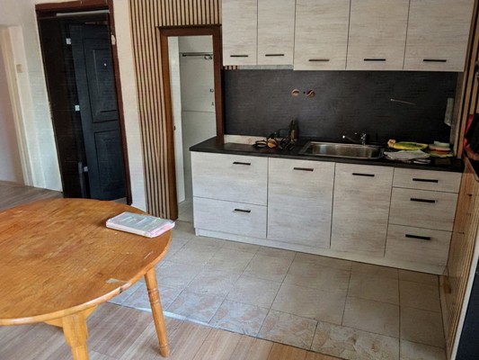 Продава се къща за жилище в София квартал: Левски В, четиристаен, цена : 450000 евро, площ: 333кв.м